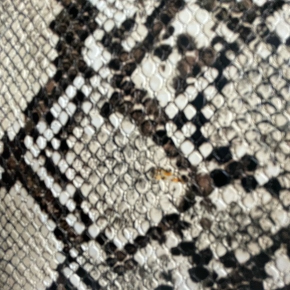 Kenneth Cole Snake Boots Animal Print To The Knee White - Picture 3 of 5